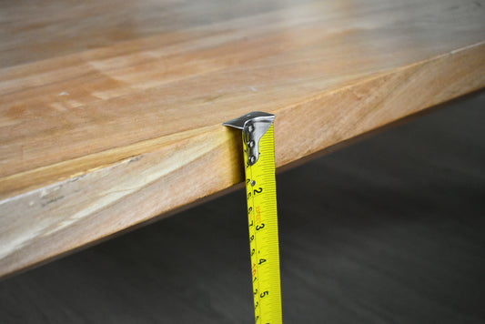 ¿Cuál es la altura ideal para tu mesa, escritorio o barra? La guía definitiva