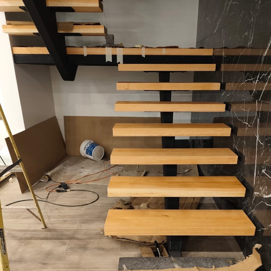 Peldaños de Madera Noble a Medida