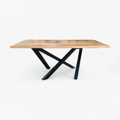 Mesa de comedor Río Petrohué